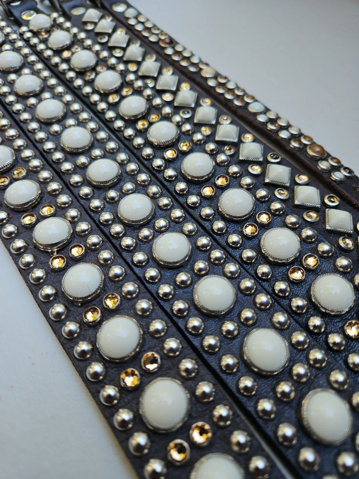 RN Design Cafe Latte Collection white-studded leather collars